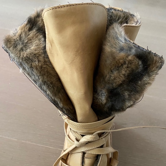 BROWNS COUTURE MUKLUK- buttery leather with real fur lining, size 41 - Picture 10 of 12